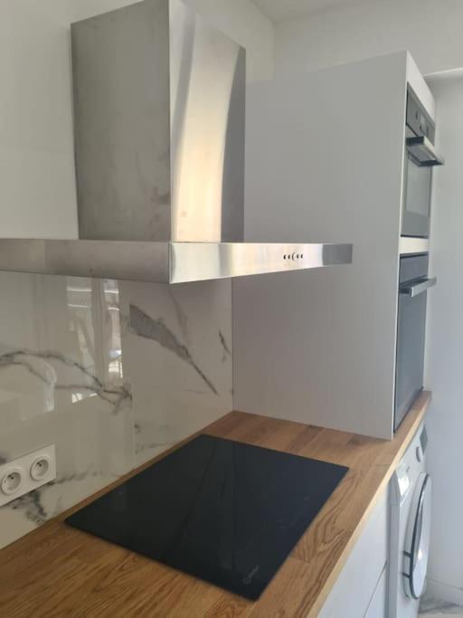 Superbe Luxueux Spacieux 50 M2 Port *